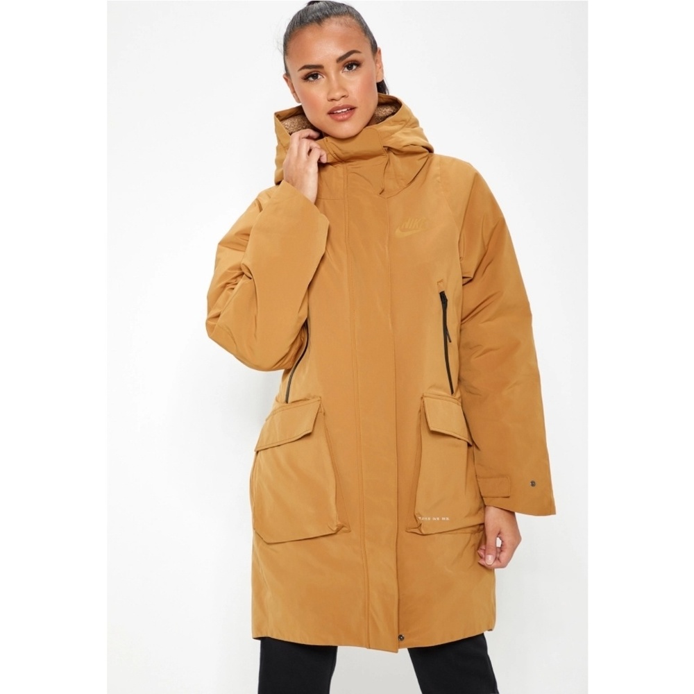 NIKE UTILITY TECH DOWN PARKA SIZE XL, NWT